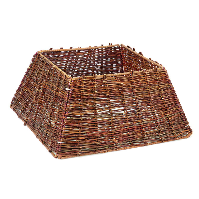 The Seasonal Aisle Rustic Style Folding Tree Skirt Wayfair.co.uk